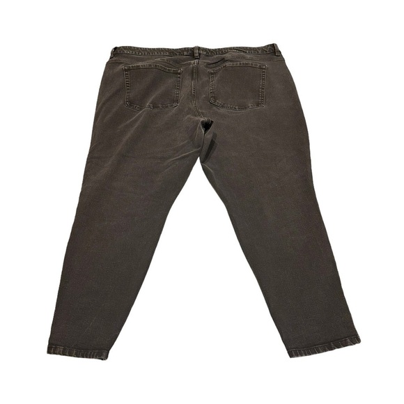 Lane Bryant High Rise Ultimate Stretch Skinny Black Jean Size 26 - Picture 2 of 4